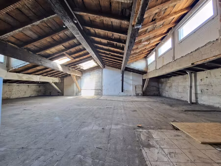 bordeaux st genes - plateau de 72m2 à rénover
