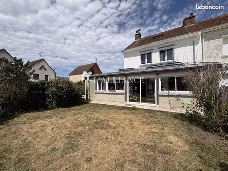 maison 6 pièces 137 m²