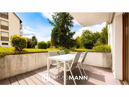2 pièces avec terrasse et parking - château fiat