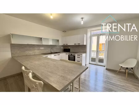 appartement t3 avec terrasse à louer à saint-étienne-de-saint