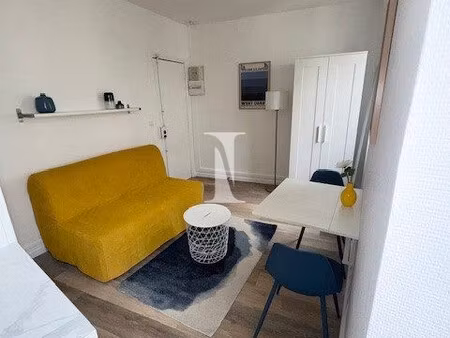 studio - 13 31 m² - rer a à 2 mins
