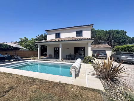 tournefeuille ? maison contemporaine meublée 5 pièces de 138 m² avec piscine et garage