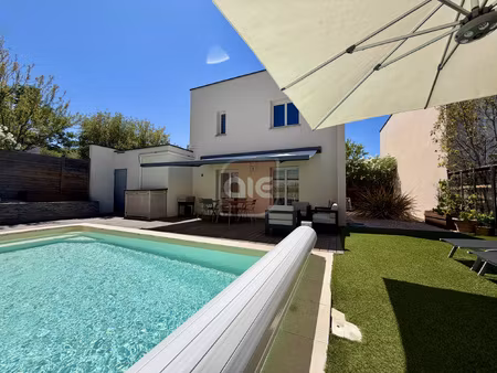 exclusivité a.i.e. !! superbe villa t4 récente de plus de 10
