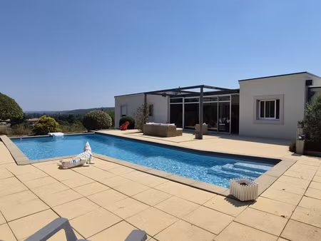 a vendre  entre auch et mirande  villa contemporaine de plai