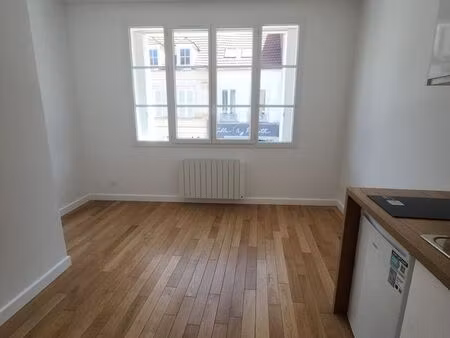 studio 1 pièce 17 m²