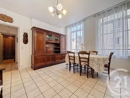 appartement 3 pièces 63 m²