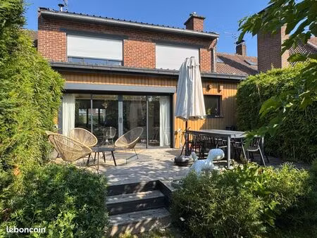 maison de 1958 entièrement rénovée avec jardin + garage