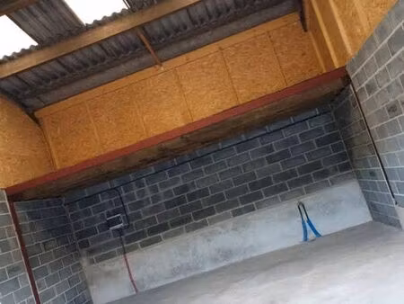 entrepôt 100 m2