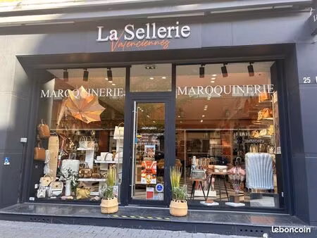 commerce 101 m²
