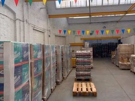local commercial 340 m2