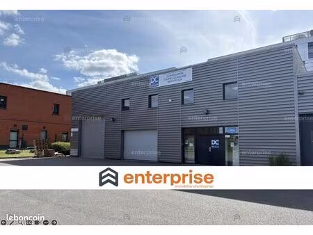 local d'activité 390 m²