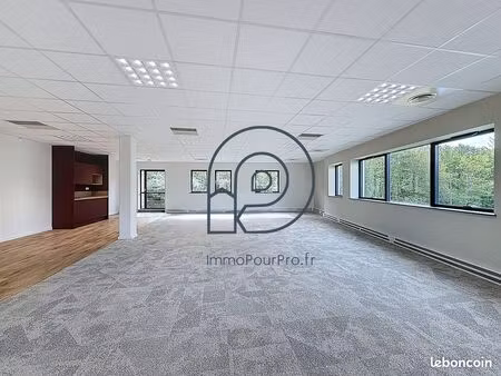 bureaux 132 m² wasquehal