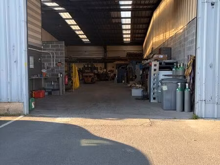 hangar / entrepôt de 398 m² à louer – cuincy (59553)