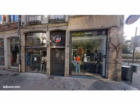 local commercial 56 m² lille