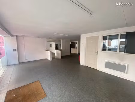 local commercial 195m2- valenciennes