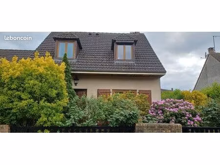 maison familiale 113 m² avec jardin  sous-sol total et garage – quartier calme et verdoyan