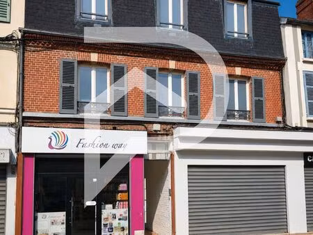 immeuble 11 pièces 175 m²