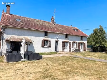 longère 10 pièces 270 m²