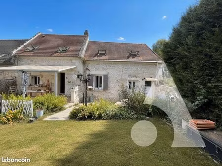 maison 6 pièces 122 m²