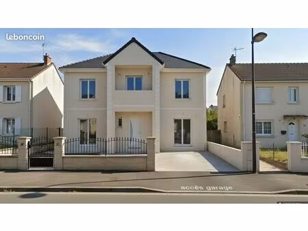maison 4 pièces 110 m²
