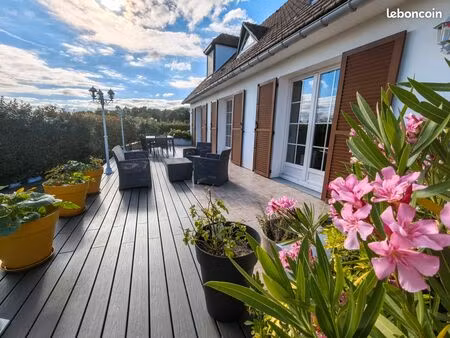 maison  6 pièces  130 m²  au calme  proche compiègne