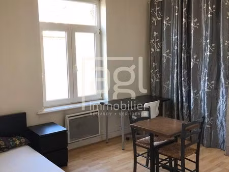 studio 1 pièce 20 m²