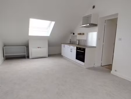 à louer – appartement t2 entièrement rénové de 48 m² – petite-synthe (dunkerque)