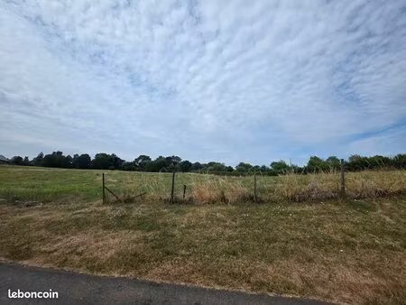 terrain 5000 m² froissy