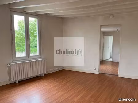 triplex 4 pièces 80 m²