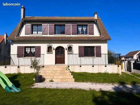 à vendre – belle maison familiale de 156 m² à cavillon