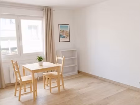 t2 meublé 51m² — 8min de la gare — douai