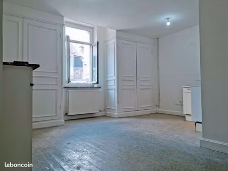 roubaix mairie – t2 de 41 m2 renove etudiants