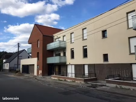 appartement 47 m2  balcon  1 chambre  1 place de parking
