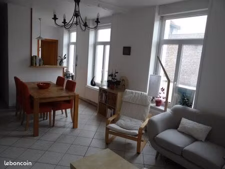 centre ville très beau t3 duplex rénové 69m2