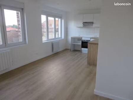 t2 - 55m² - refait a neuf - quartier plouich