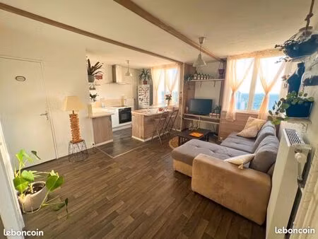 appartement 10mois t2 bis