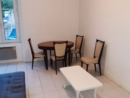 appartement t2 plein centre ville meublé