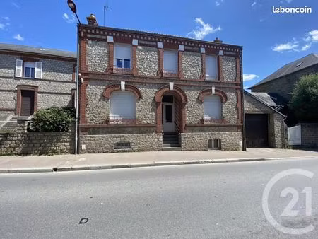 maison de ville 5 pièces 82 m²