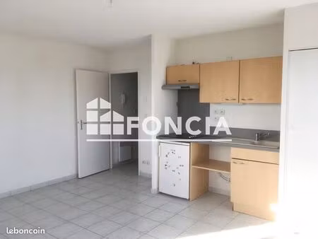 studio 1 pièce 29 m²