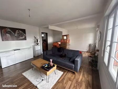 appartement 3 pièces 69 m²