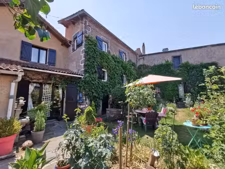maison 5 pièces 164 m²