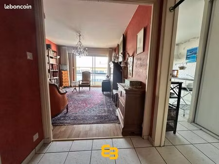 appartement 2 pièces 70 m²