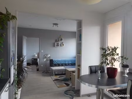 vends t2 43 m2 clermont