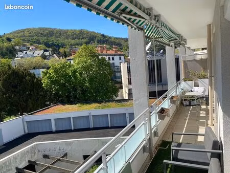 appartement t2 rénové 50m² – grand balcon sud-ouest & garage – chamalières
