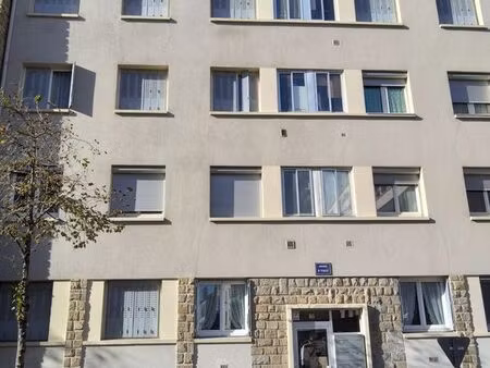 vends appartement t4