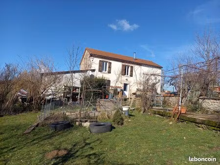 maison de charme avec plein de projections possibles pour toujours plus de sa petite touch