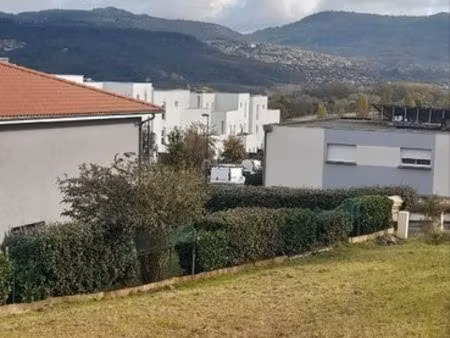 terrain viabilisé pour moutier clôturé. ( +- ) 800 m² . a 10 minutes de clermont-ferrand 2