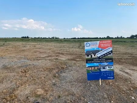 terrain 1 088 m² wailly