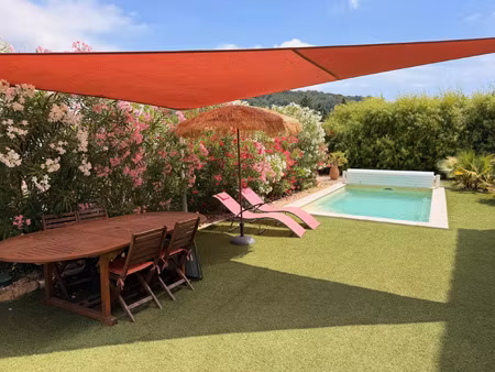 vente maison 5 pièces 124 m² le castellet (83330)