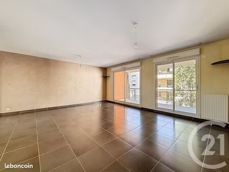 appartement 6 pièces 111 m²